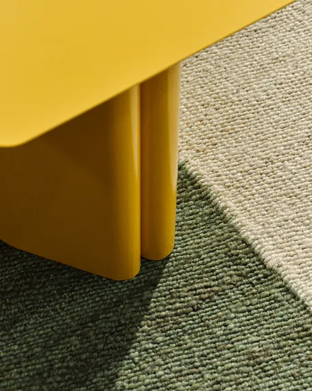 Журнальный столик Arvin 42x42х45 см, желтый металл