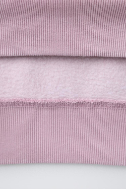 ZARA ТОЛСТОВКА ИЗ ТКАНИ С ЭФФЕКТОМ ПОТЕРТОСТИ С НАДПИСЬЮ, ПАСТЕЛЬНО-РОЗОВЫЙ