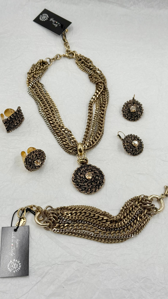 Кольцо прямоугольное, "дорожки" с медовыми кристаллами, разъемное