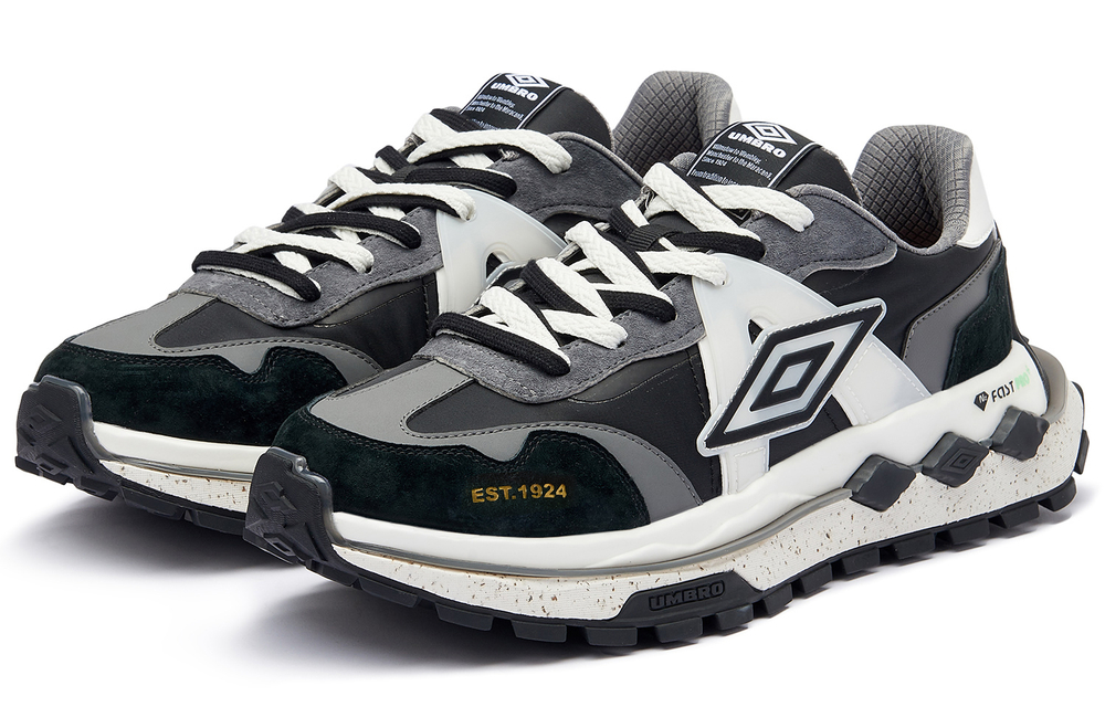 Umbro FUSE Spaceship Shoes Slip Resistant, Abrasion Resistant, Coverage, Support, Rebound Low top Casual Shoes Men"s