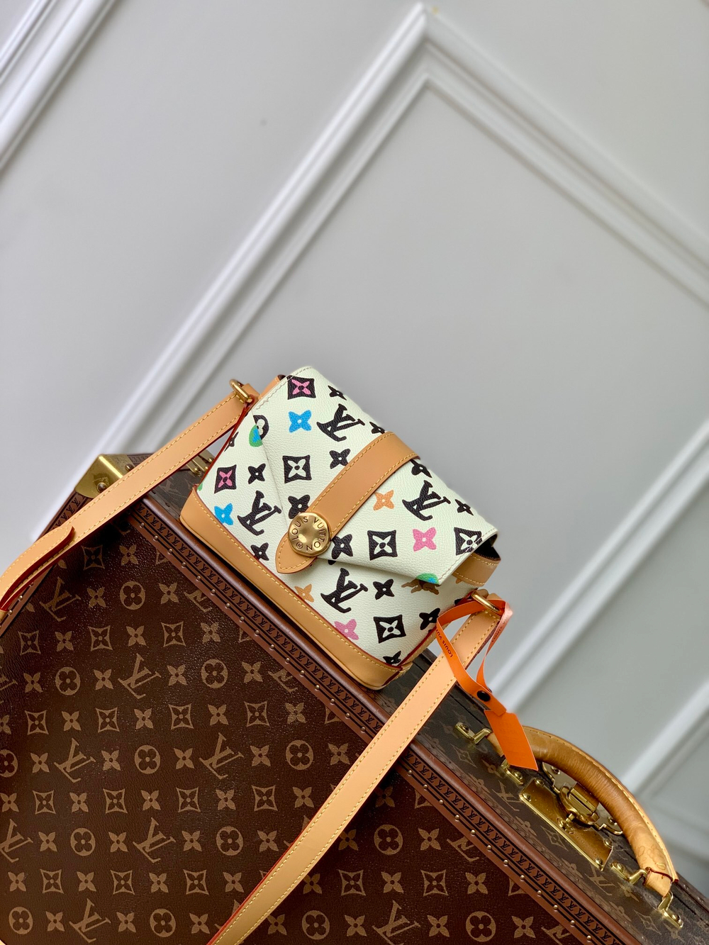 Louis Vuitton Envelope Messenger