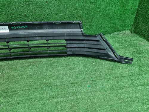 Решетка переднего бампера Toyota RAV 4 ca40 15-19