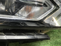 Фара правая Nissan Qashqai j11 17-23 галоген