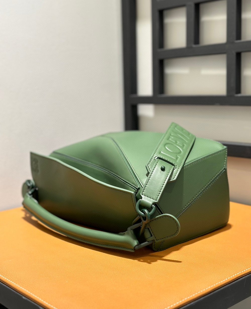 Loewe Puzzle 29 cm