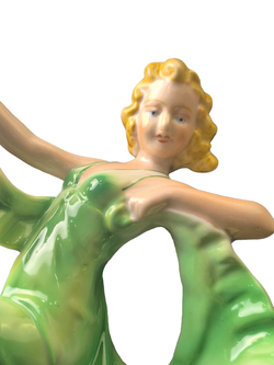 Фарфоровая статуэтка "Танцовщица" ENZ