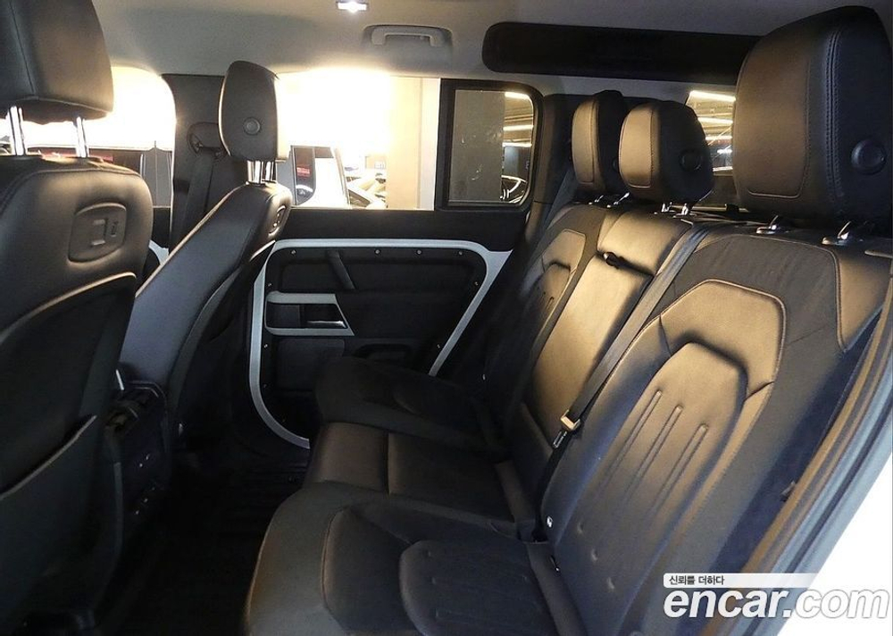 Land Rover Defender (L663) 110 D240 SE (12.2020)