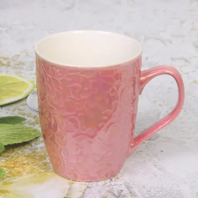 Кружка керамическая 370мл «Вензеля» розовая