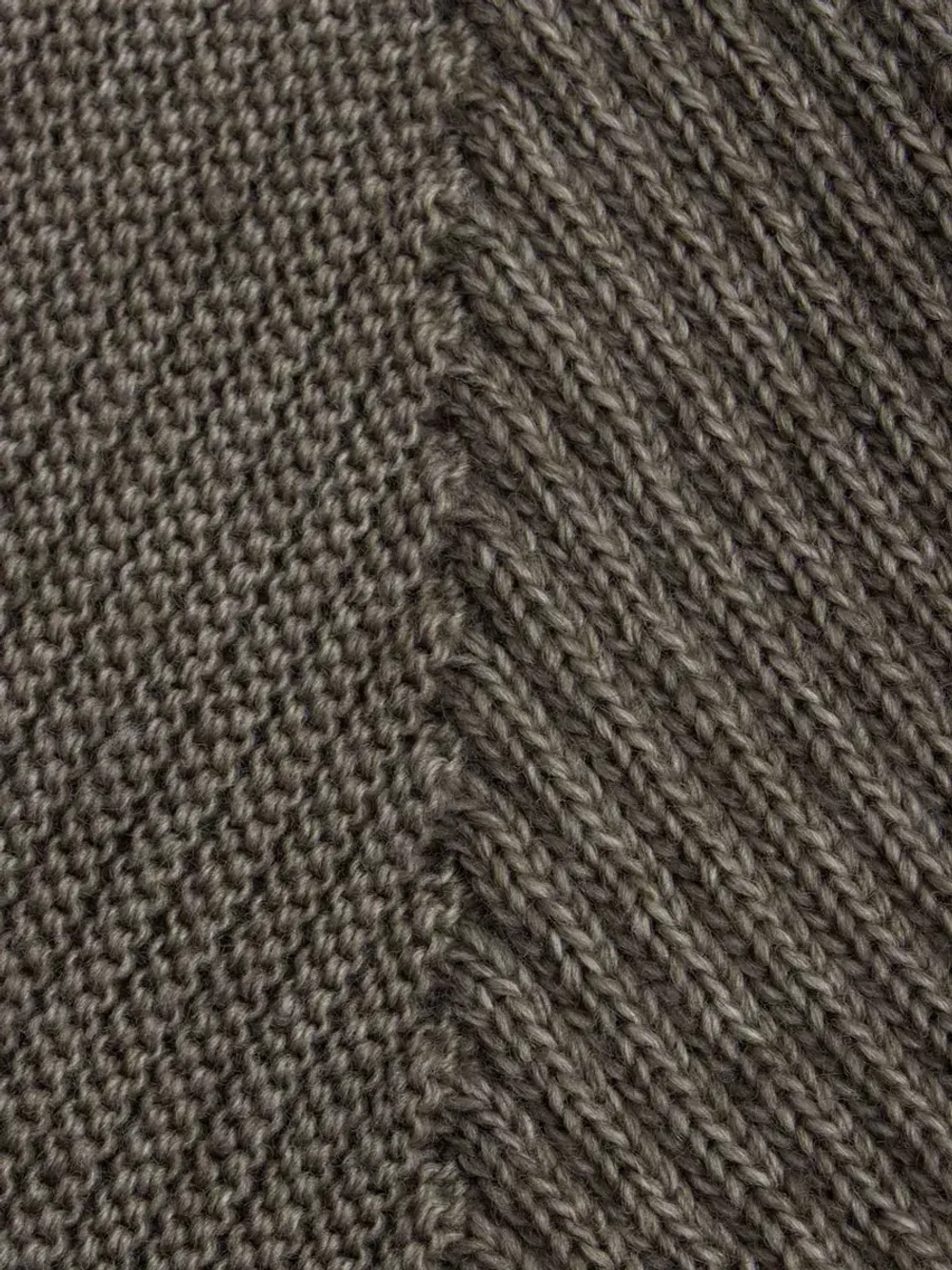 Чепчик детский вязаный на завязках