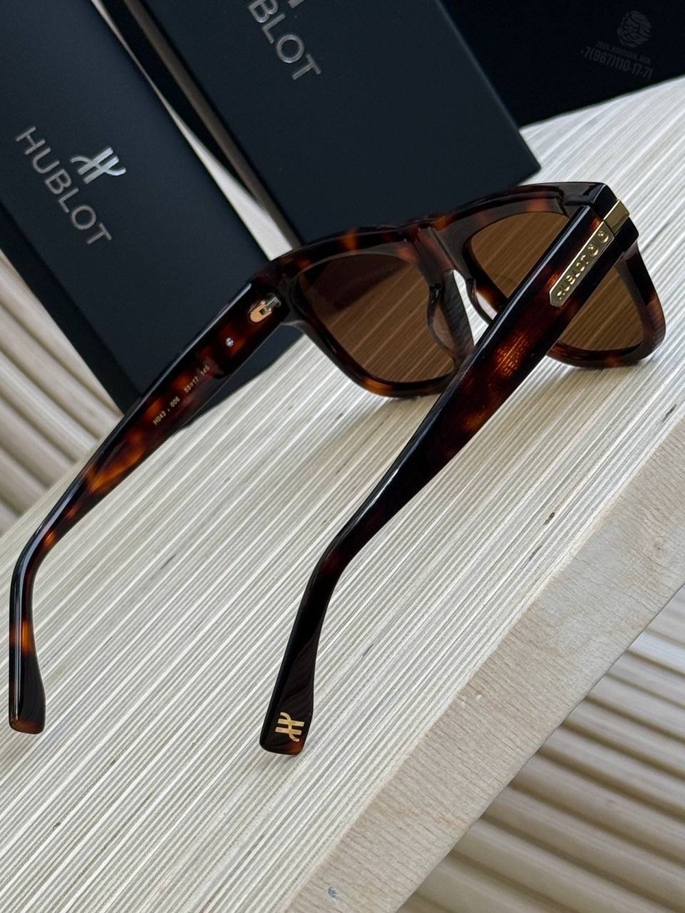 Солнечные очки Hublot