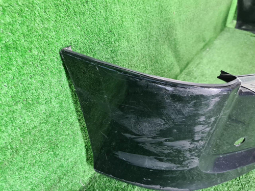 Юбка переднего бампера Toyota Land Cruiser 200 (2015-2021) Executive Lounge