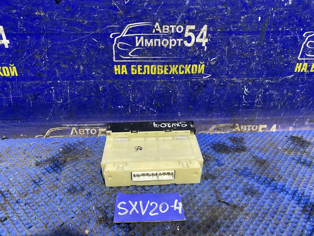 Блок управления климат-контролем TOYOTA CAMRY GRACIA 1999