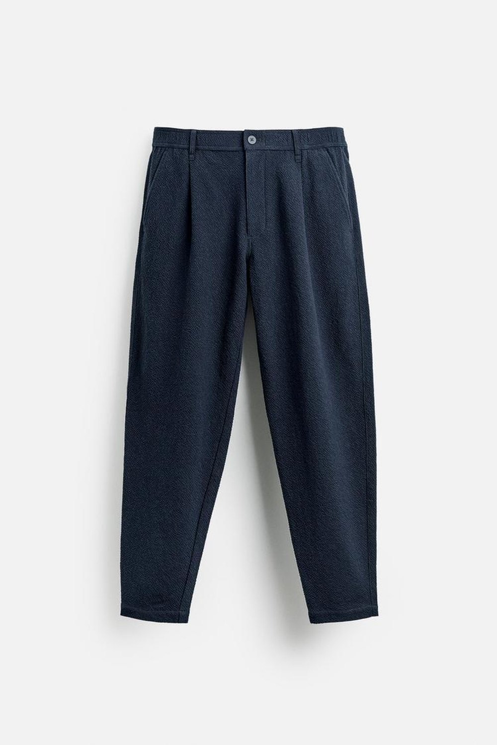 ZARA БРЮКИ ИЗ РЕЛЬЕФНОЙ ТКАНИ С ЗАЩИПАМИ, МОРСКОЙ СИНИЙ