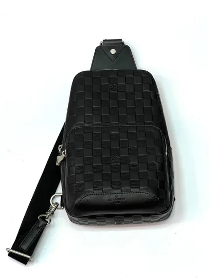 Сумка-слинг Louis Vuitton Avenue LV кожа Damier Infini