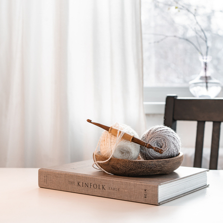 Деревянный крючок для вязания из кедра 6 мм. K300