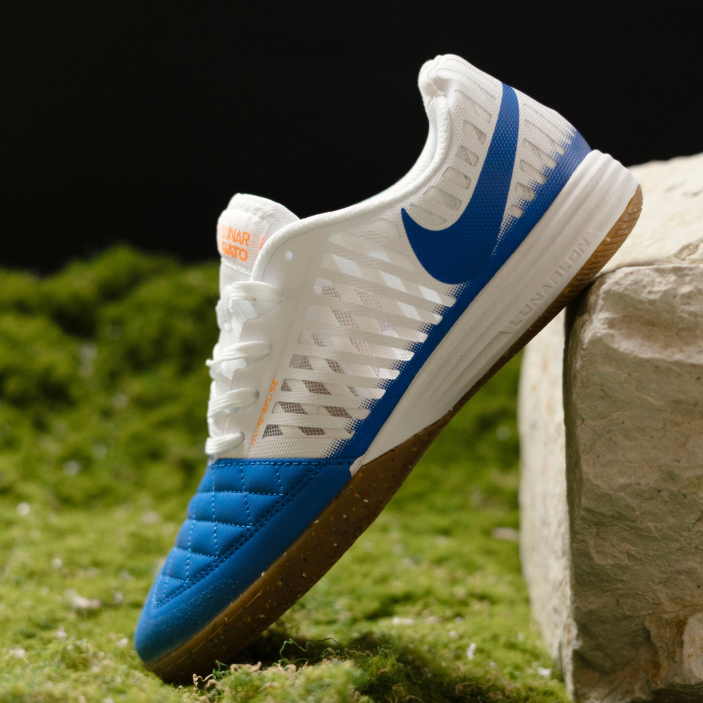 IN / Nike Lunar Gato II / White and blue