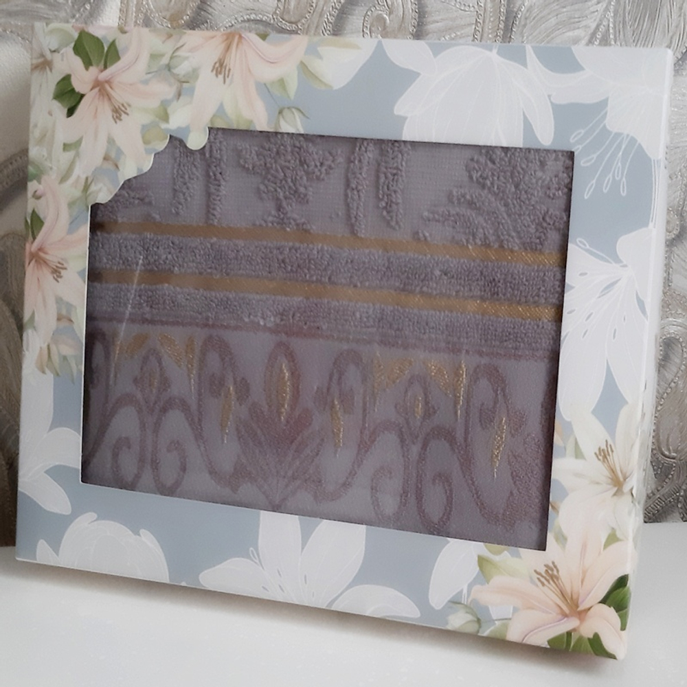 Полотенце махровое, 35*75 см, Китай, в подарочной упаковке.