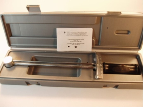 Ключ динамометрический шкальный 1/2 КМ-140 в пласт.футляре (НИЗ)