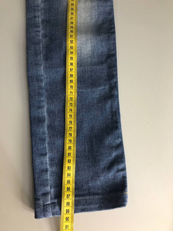 Джинсы узкого кроя, визуально 40 размер