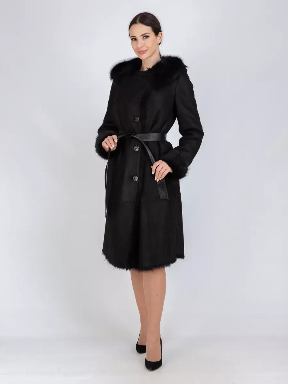 Дубленка зимняя натуральная с капюшоном длинная и теплая