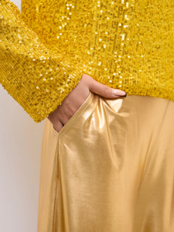 Костюм брючный праздничный с пайетками для девочки жёлтый