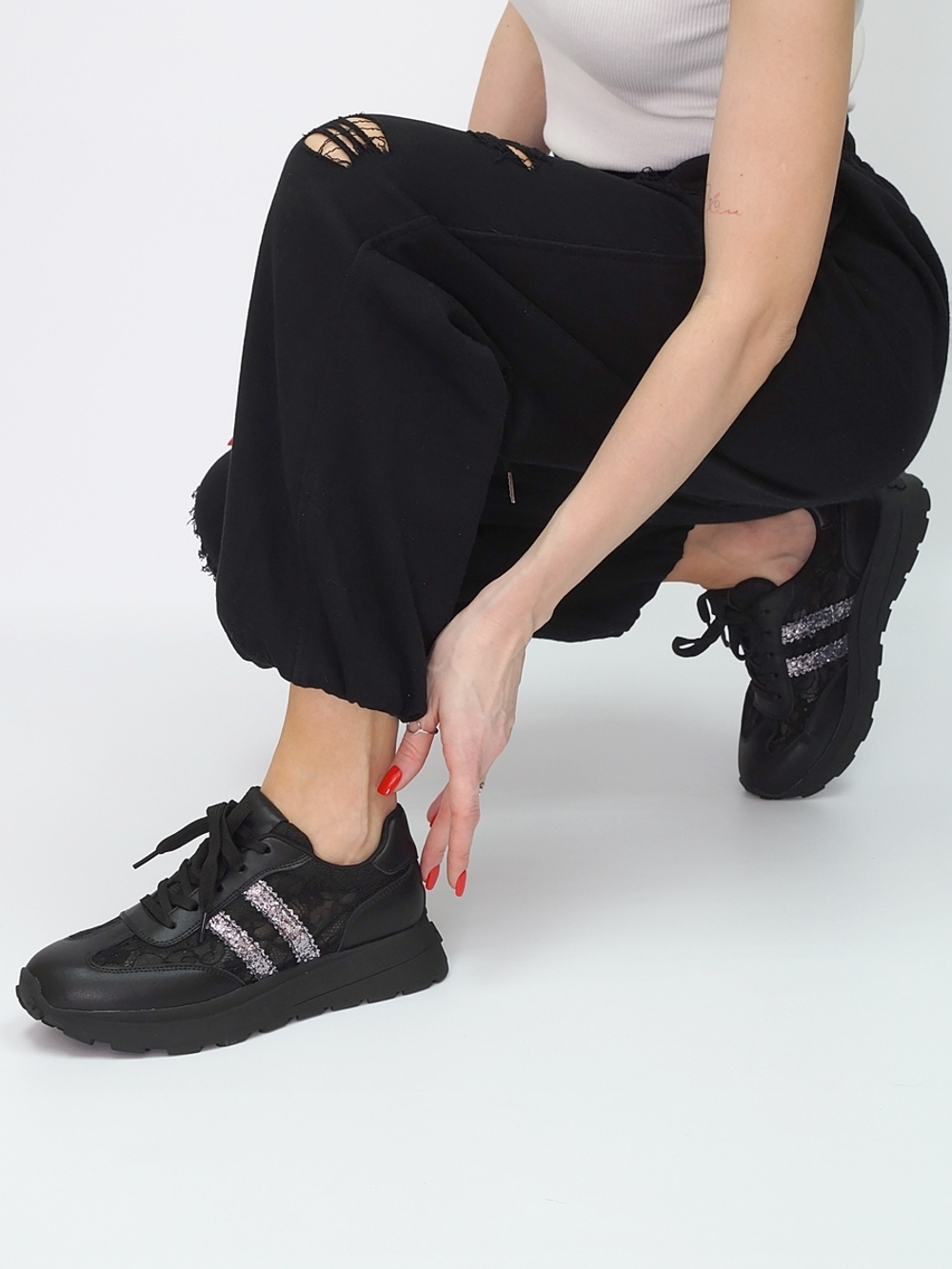 Кроссовки женские летние