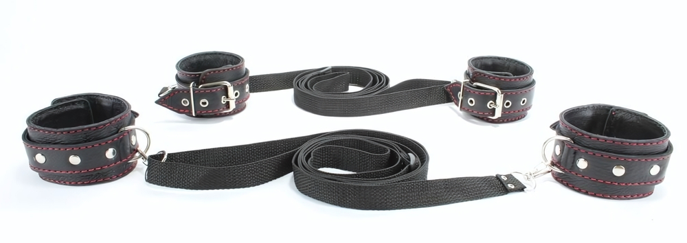 Черный бондажный набор с красной строчкой (Цвет: черный)