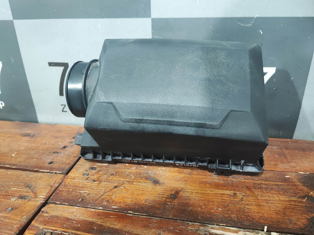 Корпус воздушного фильтра Kia Rio 4 (FB) 17-нв Б/У Оригинал 28110H8100