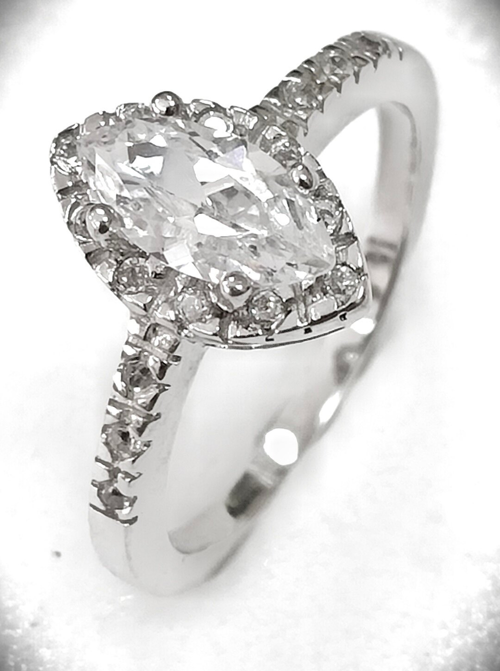 Ювелирное кольцо Эстерелла