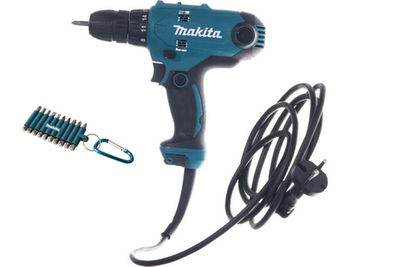 Дрель-шуруповерт 10 мм,320Вт,1500/450об/мин.,БЗП,56/21Нм,2скор,20 пол.+ набор бит 10 шт. D-65028 Makita DF0300X3