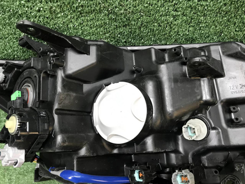 Фара левая Nissan X-Trail T32 (2017-2022) галоген