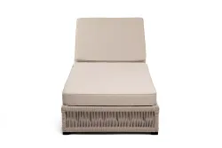 "Ривьера" шезлонг плетеный из роупа, каркас алюминий белый муар, роуп бежевый круглый, ткань бежевая 052