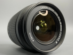 Canon 2000D Kit 18-55mm 10 кадров