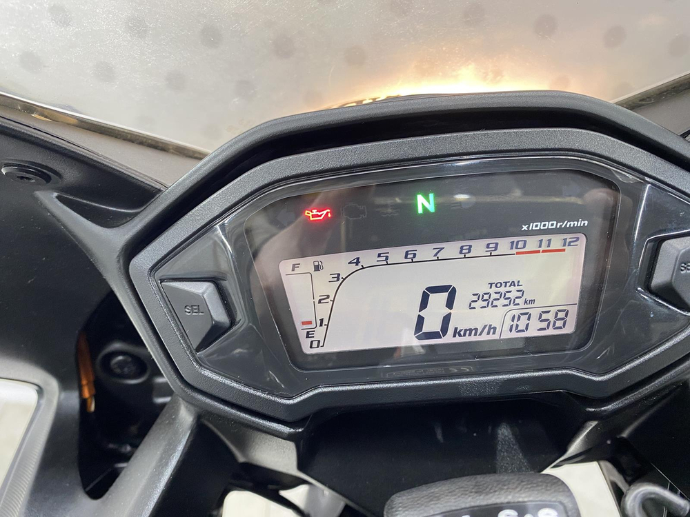 Honda CBR400R 2014