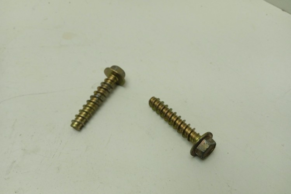 S1WTF3002A кт143 Крепеж и хомуты для стиральной машины Siemens S1WTF3002A б/у