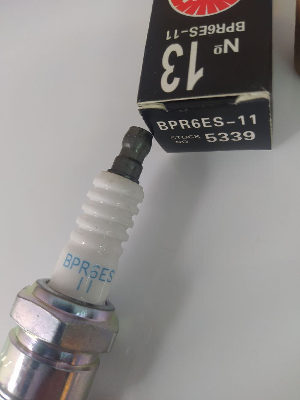 Свечи зажигания NGK 5339 LADA (2110 8 кл.)