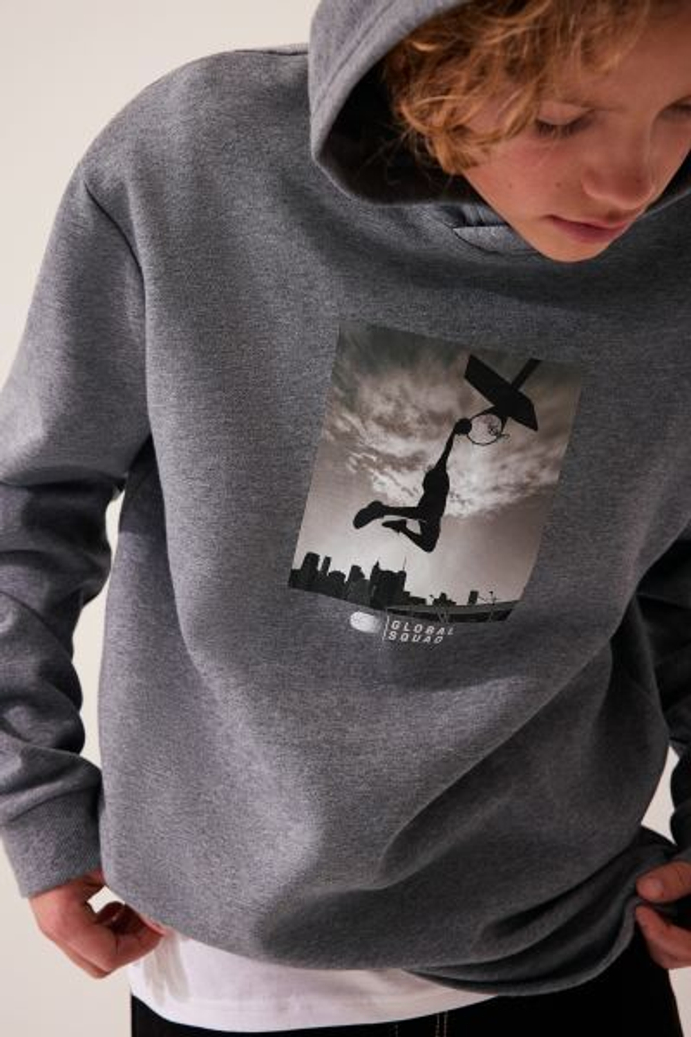 H&M Толстовка с принтом и капюшоном, серый с меланжевым эффектом