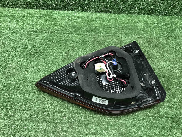 Фонарь левый внутренний Chery Tiggo 4 Pro (20-нв)