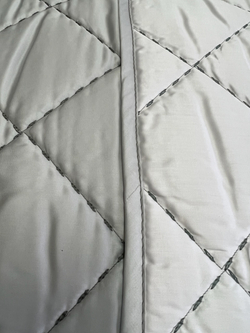 Покрывало 260х270 Trussardi Seam Line светло-серое