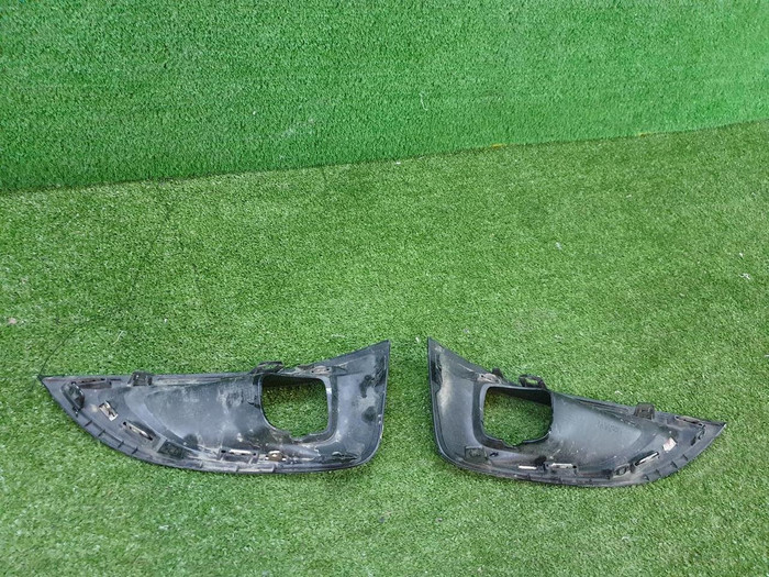 Накладка ПТФ Комплект Peugeot 3008 (2016-2020)