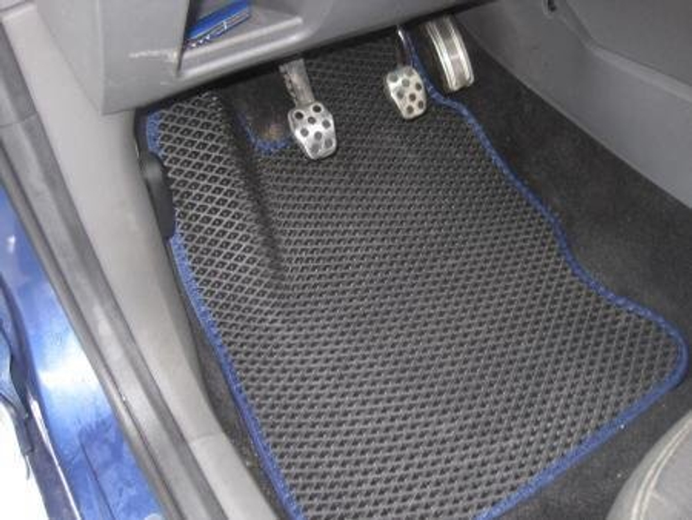 Автоковрики для Ford Focus 2 (2004-2011)