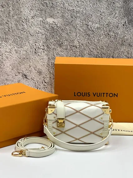 Сумка Louis Vuitton Side Trunk PM белый