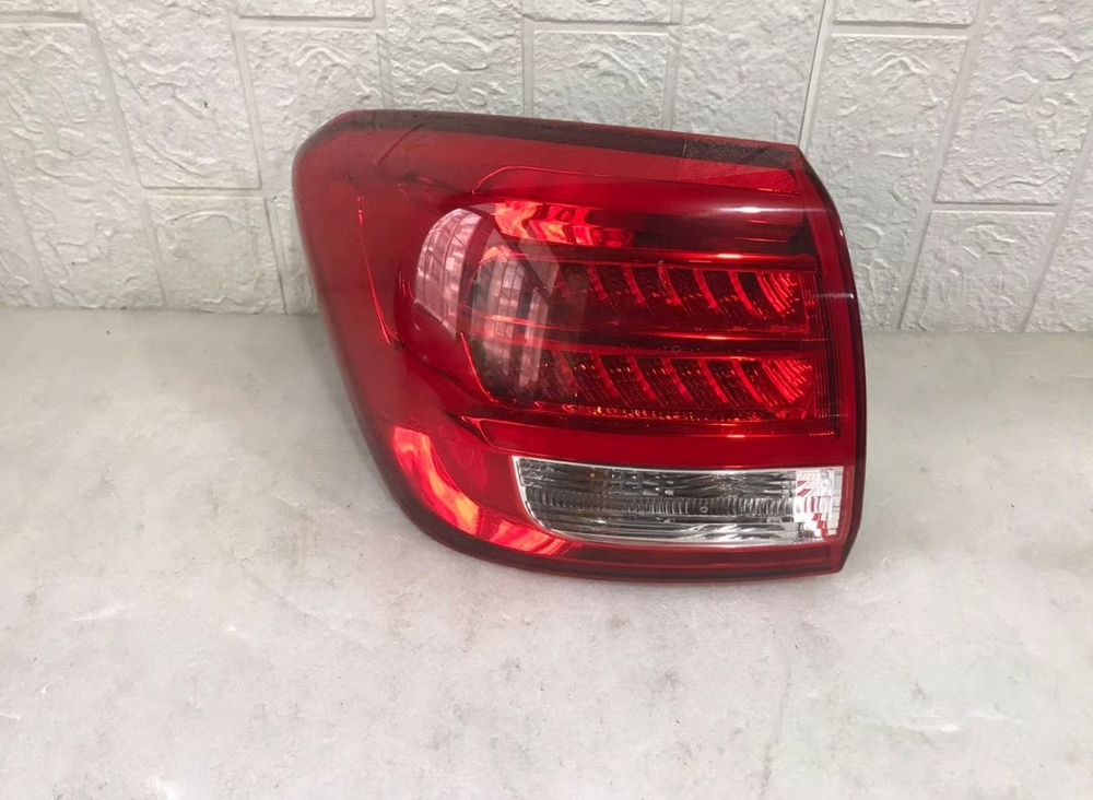 Задний левый фонарь KIA KX3 LID оригинал