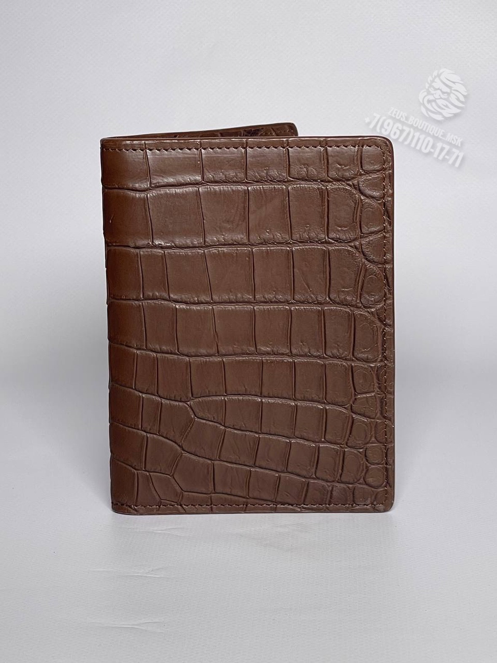Обложка для паспорта Zilli из кожи крокодила