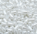 БА001БК610 Акриловые бусины формы "капля", цвет: белый, размер: 6х10 мм, 15 гр.
