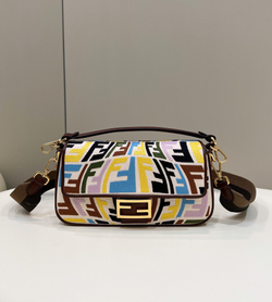 Fendi Baguette 27 cm