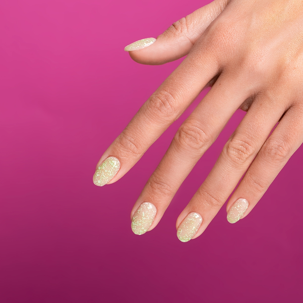 Semilac UV Hybrid Crushed_ICE - Гибридный лак для ногтей с использованием УФ / СВ-лампы оттенок 494 Frozen Pistachios, 7 ml