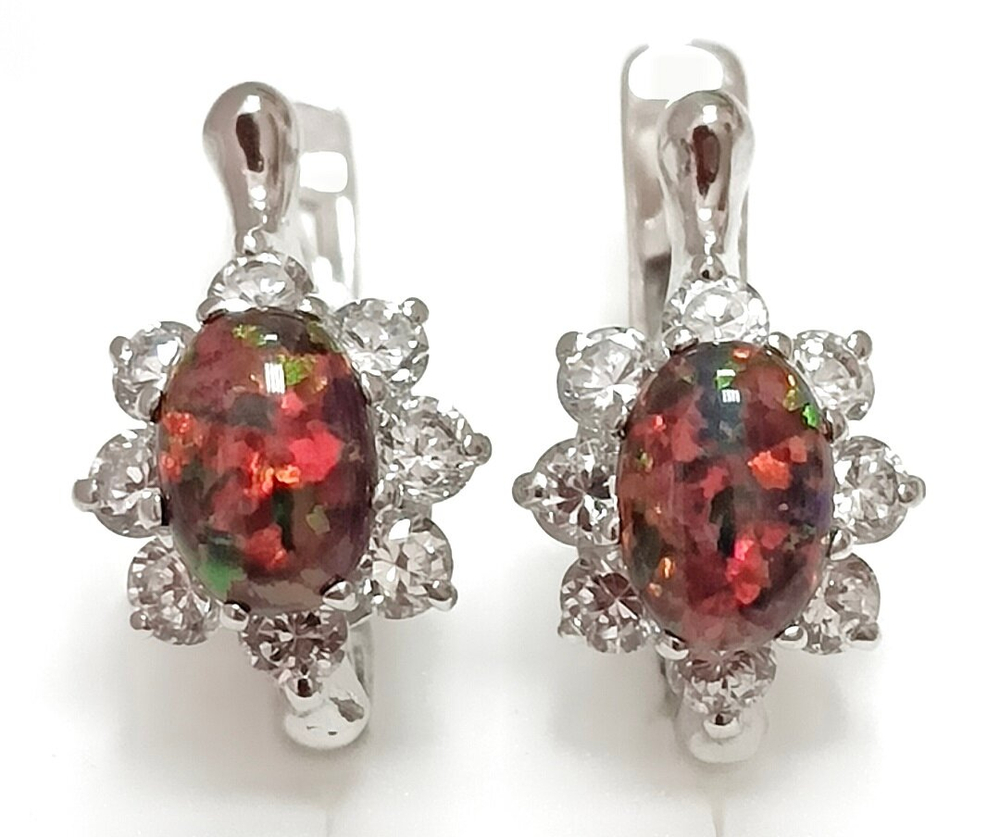 Ювелирные серьги из серебра с опалом