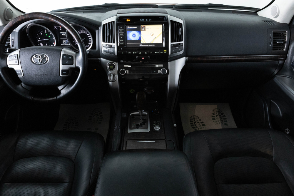 Toyota Land Cruiser, 2012 год