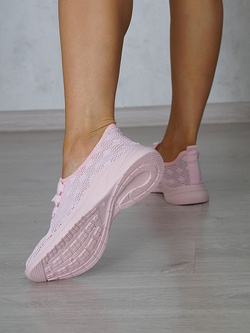 Кроссовки женские летние