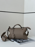 Fendi By The Way Selleria Medium 29 cm
